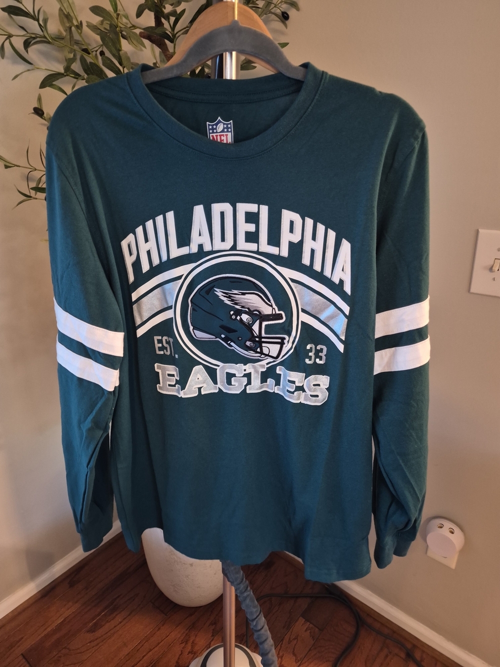 Philadelphia Eagles Kids Long Sleeve Tee‎ - Teal Green Size M